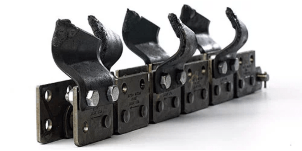 Maintenance and patterns of trencher chain teeth